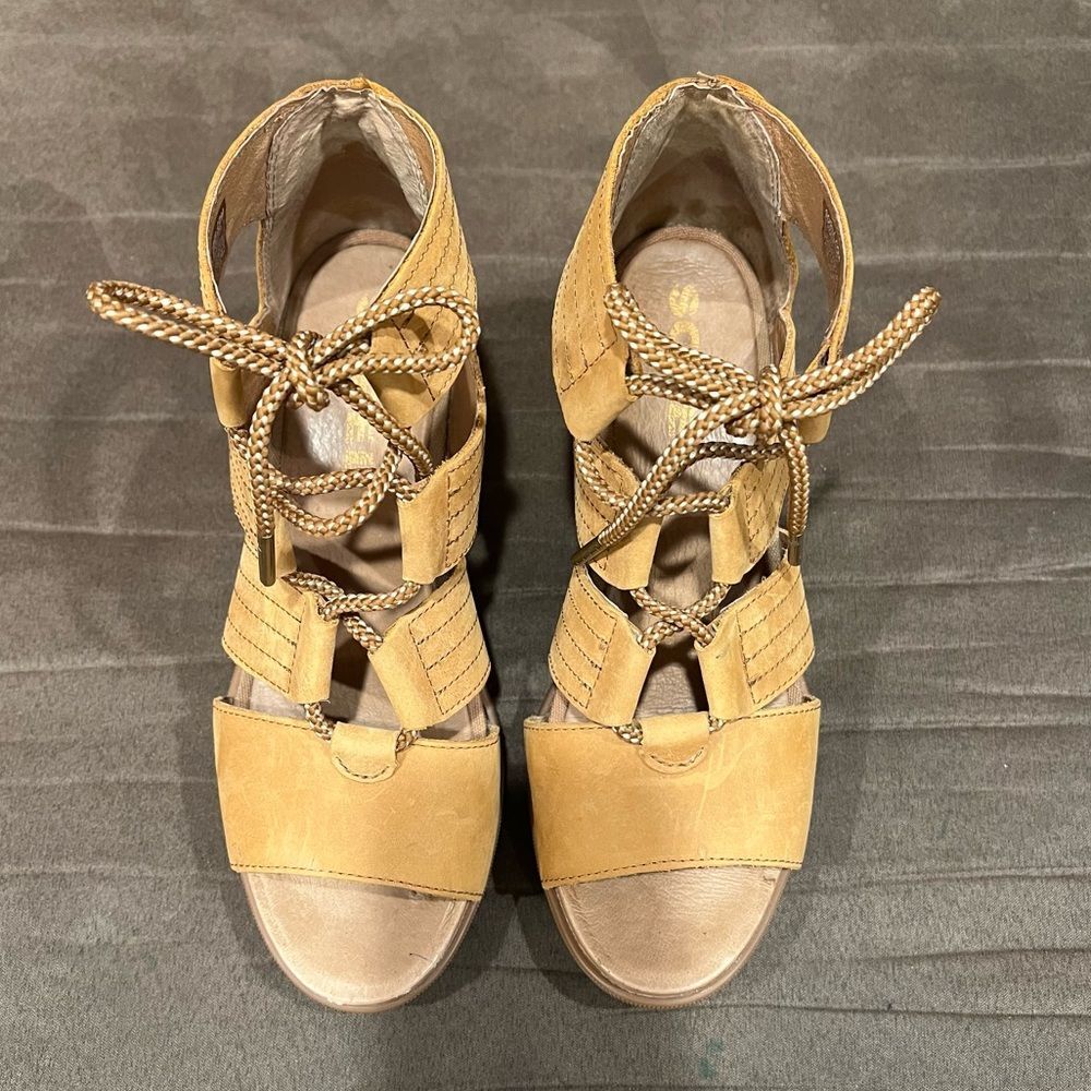 Sorel Joanie II Lace Wedge Sandal Camel Brown Size 9 - Picture 8 of 13
